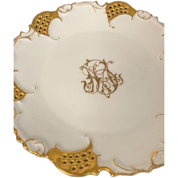 Austria Plates Set - Etsy Antique Vienna Austria Reticulated Gold Gilt Monogram Dessert Plates Set 3